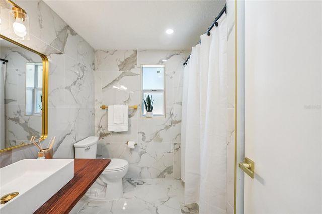 6832 16TH WAY S, St Petersburg, FL 33712