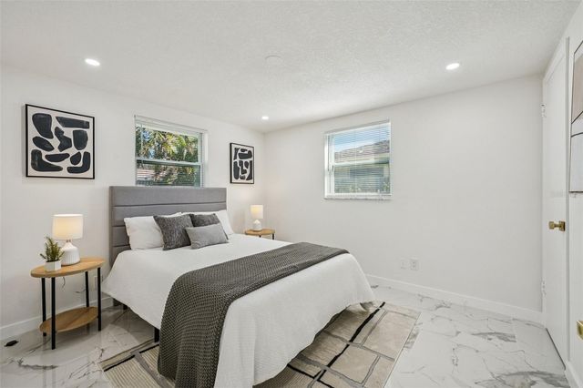 6832 16TH WAY S, St Petersburg, FL 33712