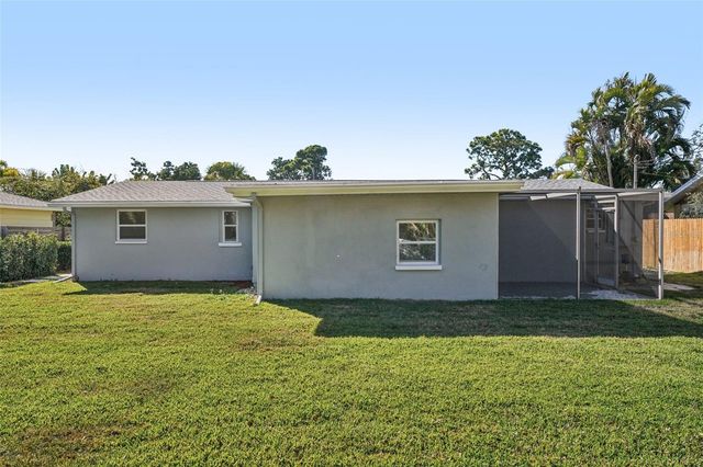 6832 16TH WAY S, St Petersburg, FL 33712