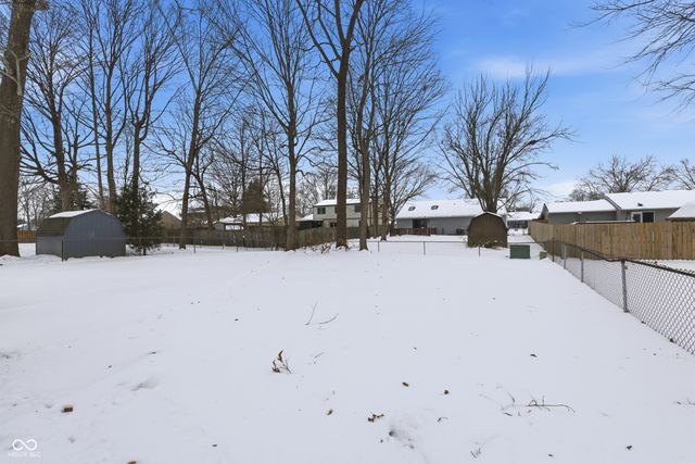 932 Delray Drive, Indianapolis, IN 46241