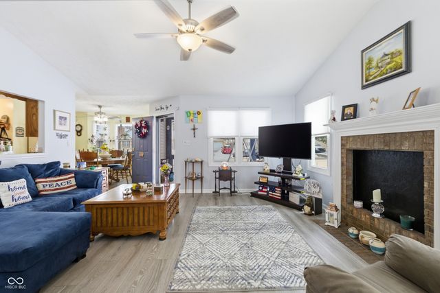 932 Delray Drive, Indianapolis, IN 46241