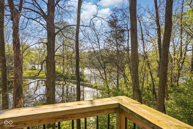 8 Mill Springs, Coatesville, IN 46121