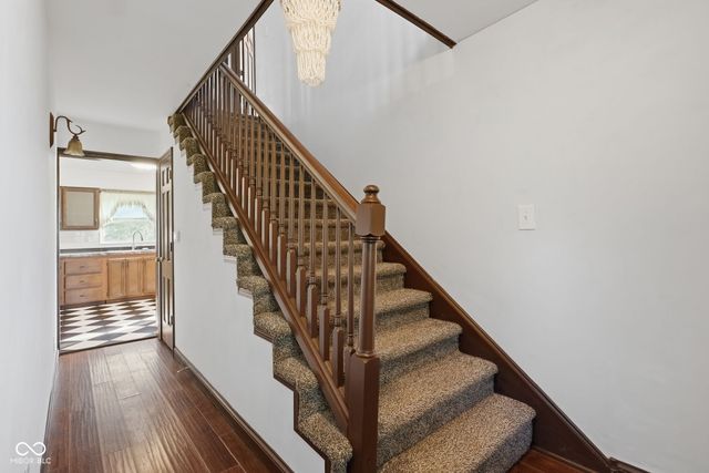 8 Mill Springs, Coatesville, IN 46121