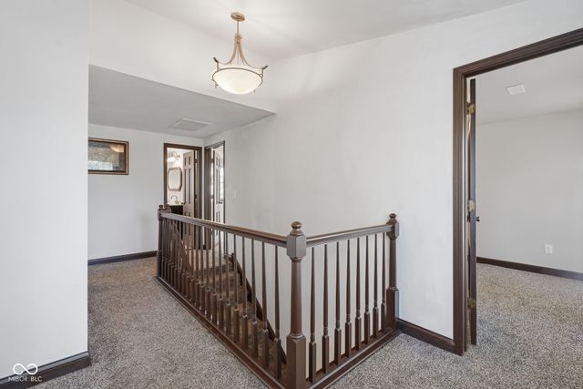 8 Mill Springs, Coatesville, IN 46121