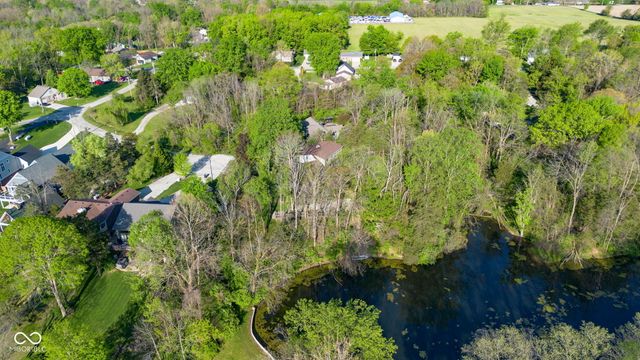 8 Mill Springs, Coatesville, IN 46121