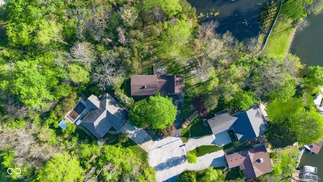 8 Mill Springs, Coatesville, IN 46121