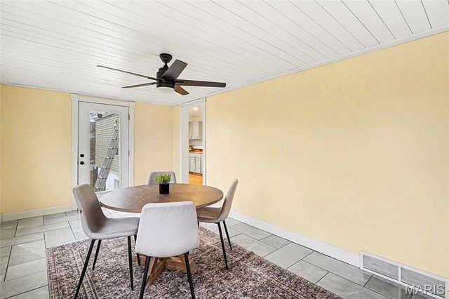 49 Fernridge Avenue, Valley Park, MO 63088