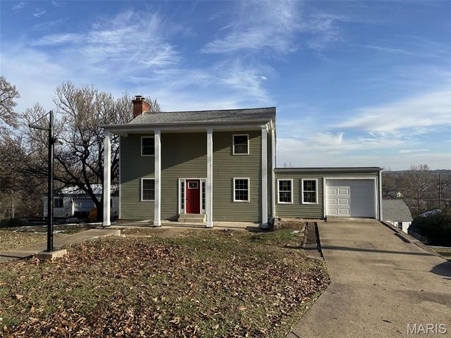 49 Fernridge Avenue, Valley Park, MO 63088