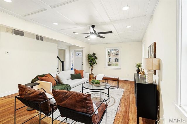 49 Fernridge Avenue, Valley Park, MO 63088