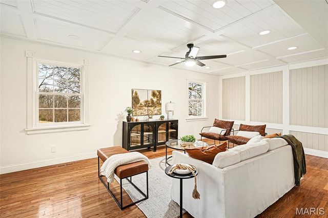 49 Fernridge Avenue, Valley Park, MO 63088