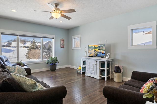 108 South Brook Way, Mankato, MN 56001