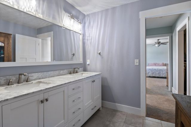 108 South Brook Way, Mankato, MN 56001