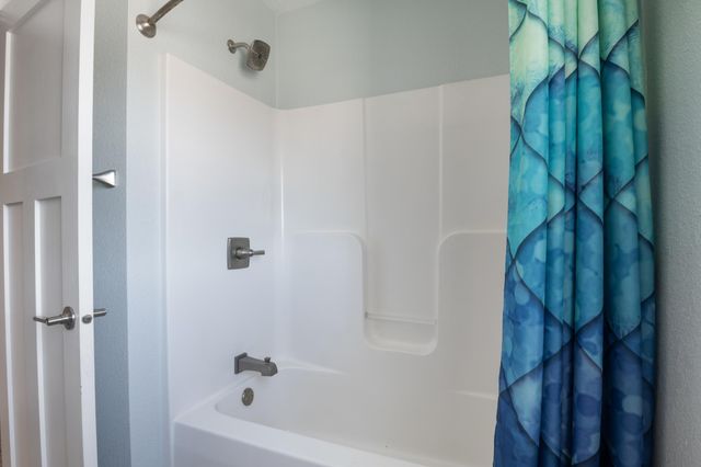 108 South Brook Way, Mankato, MN 56001