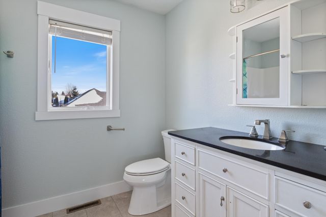 108 South Brook Way, Mankato, MN 56001