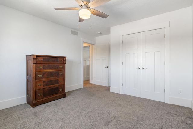 108 South Brook Way, Mankato, MN 56001