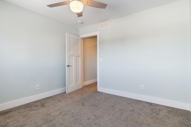 108 South Brook Way, Mankato, MN 56001