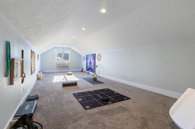 108 South Brook Way, Mankato, MN 56001