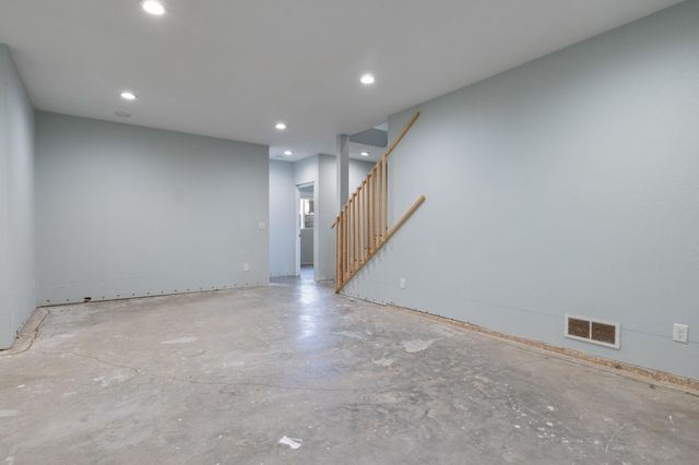 108 South Brook Way, Mankato, MN 56001