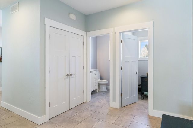 108 South Brook Way, Mankato, MN 56001