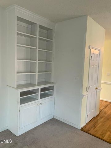 111 Wenonah Way, Durham, NC 27713