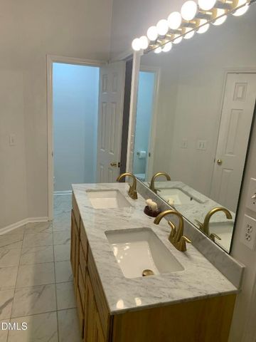 111 Wenonah Way, Durham, NC 27713