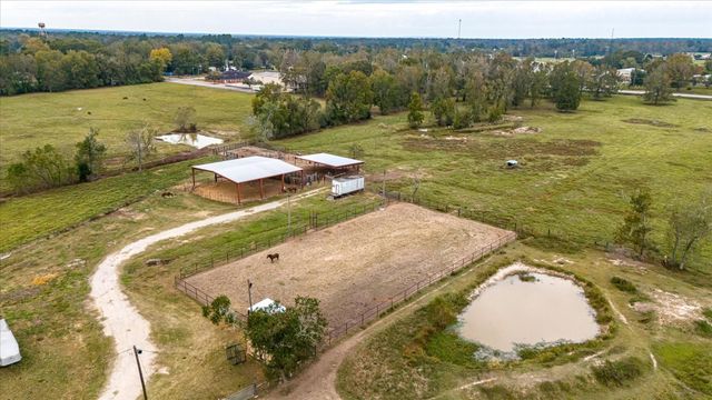 391 County Road 2010, Liberty, TX 77575