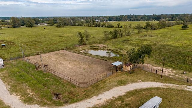 391 County Road 2010, Liberty, TX 77575