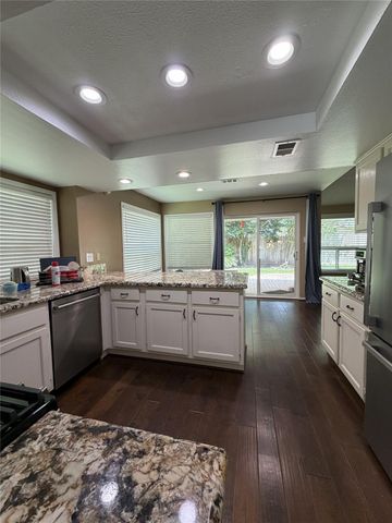 2211 Brook View Lane, Sugar Land, TX 77479