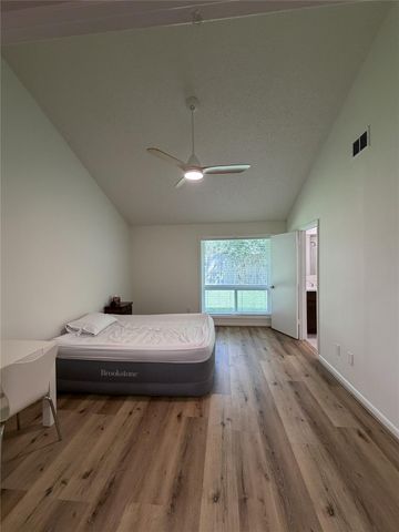 2211 Brook View Lane, Sugar Land, TX 77479