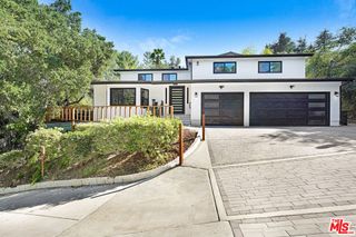 4611 Louise Avenue, Encino, CA 91316