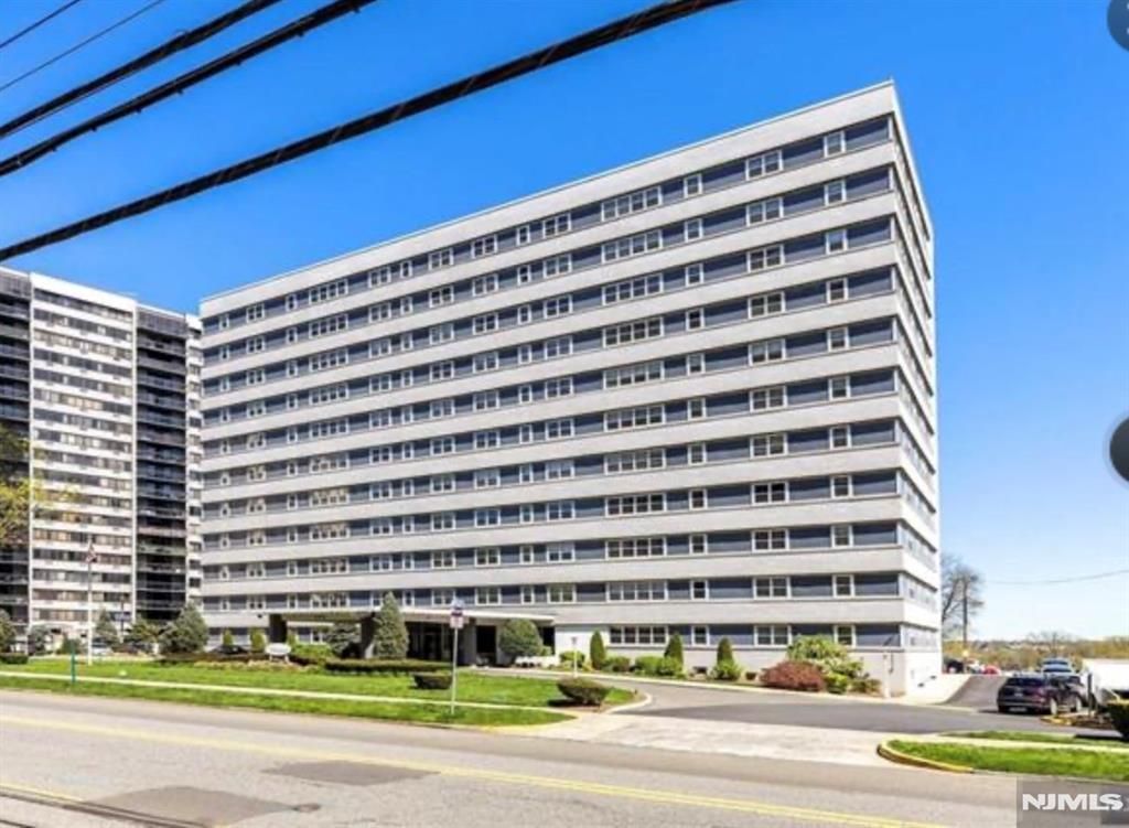 280 Prospect Avenue 5D, Hackensack, NJ 07601