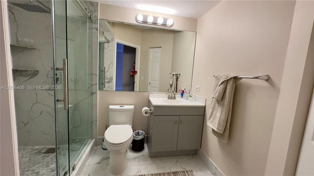 17100 N Bay Rd 1813, Sunny Isles Beach, FL 33160