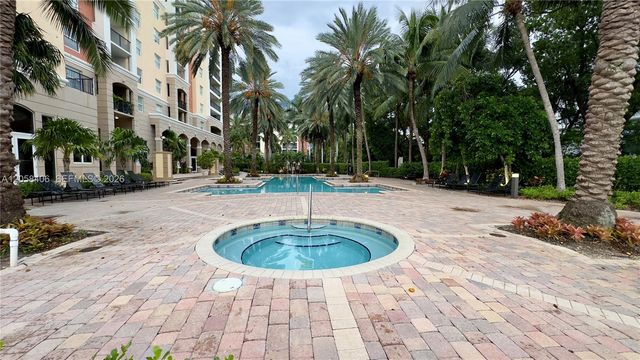 17100 N Bay Rd 1813, Sunny Isles Beach, FL 33160