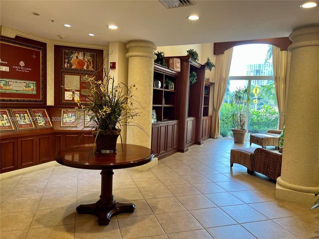 17100 N Bay Rd 1813, Sunny Isles Beach, FL 33160