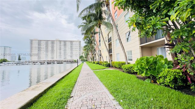 17100 N Bay Rd 1813, Sunny Isles Beach, FL 33160