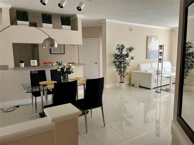 17100 N Bay Rd 1813, Sunny Isles Beach, FL 33160