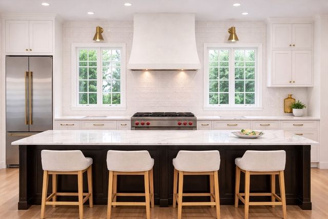 37 Foley Beach Rd, Hingham, MA 02043