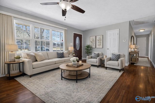 911 Wood Avenue SE, Attalla, AL 35954