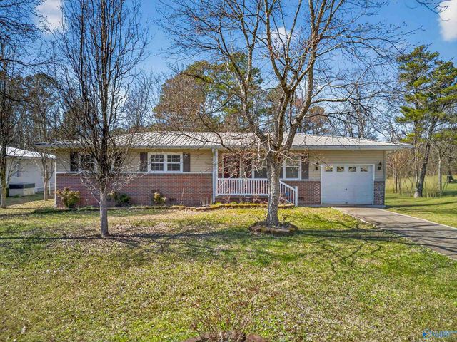 911 Wood Avenue SE, Attalla, AL 35954