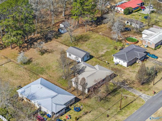 911 Wood Avenue SE, Attalla, AL 35954