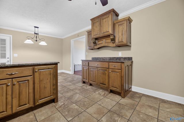 911 Wood Avenue SE, Attalla, AL 35954