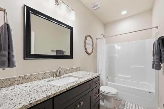 2267 Janet Street, Navarre, FL 32566
