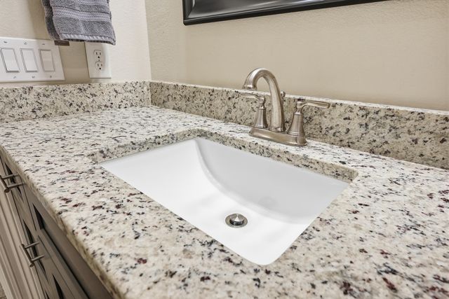 2267 Janet Street, Navarre, FL 32566