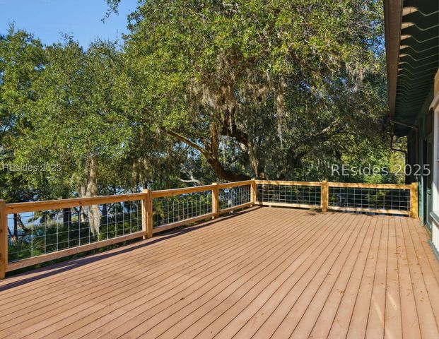 101 Barnaby Blf, Seabrook, SC 29940