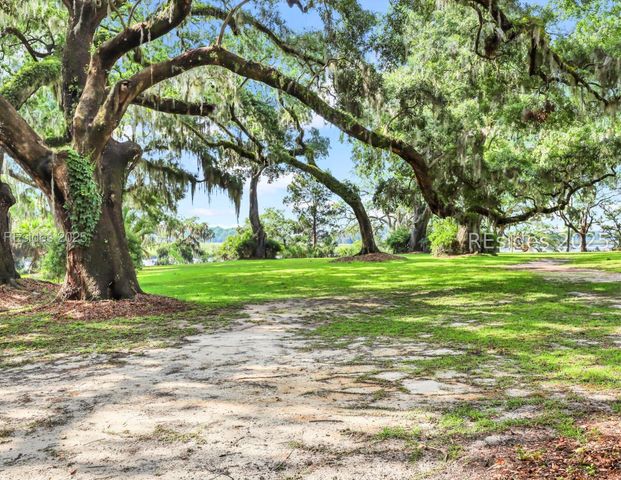 101 Barnaby Blf, Seabrook, SC 29940