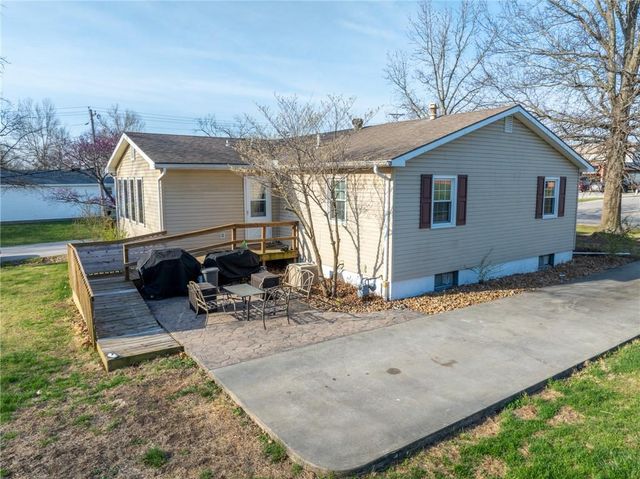 509 S Olive Street, Gallatin, MO 64640