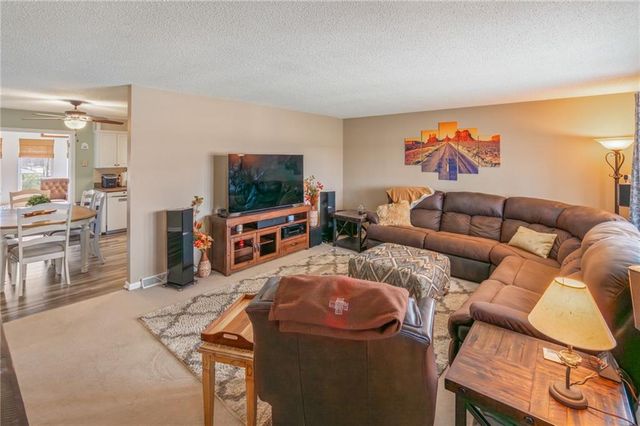 509 S Olive Street, Gallatin, MO 64640