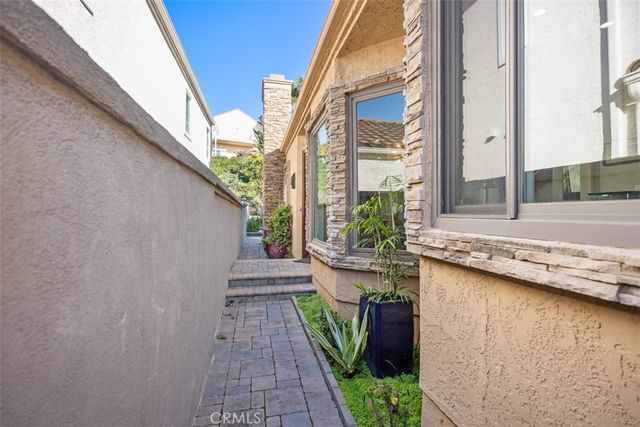 12 Dauphin, Dana Point, CA 92629