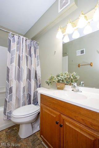 960 Washington Street, Wooster, OH 44691