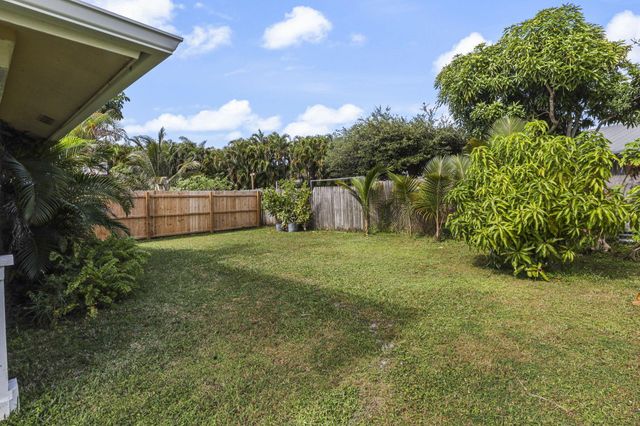 4463 SE Village Road, Stuart, FL 34997